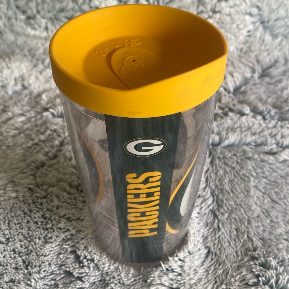 - Green Bay Packers - Tervis Cup w/ lid.